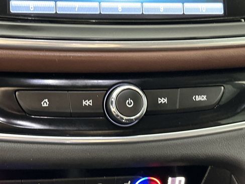Used 2019 Buick Enclave Avenir w/ Avenir Technology Package image 22
