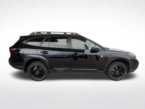 Used 2022 Subaru Outback Wilderness AWD/4WD image 3