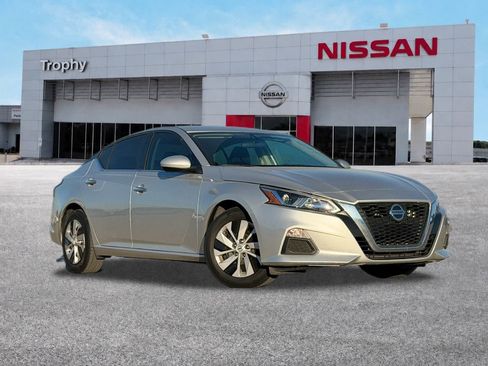 Certified 2020 Nissan Altima 2.5 S FWD image 1
