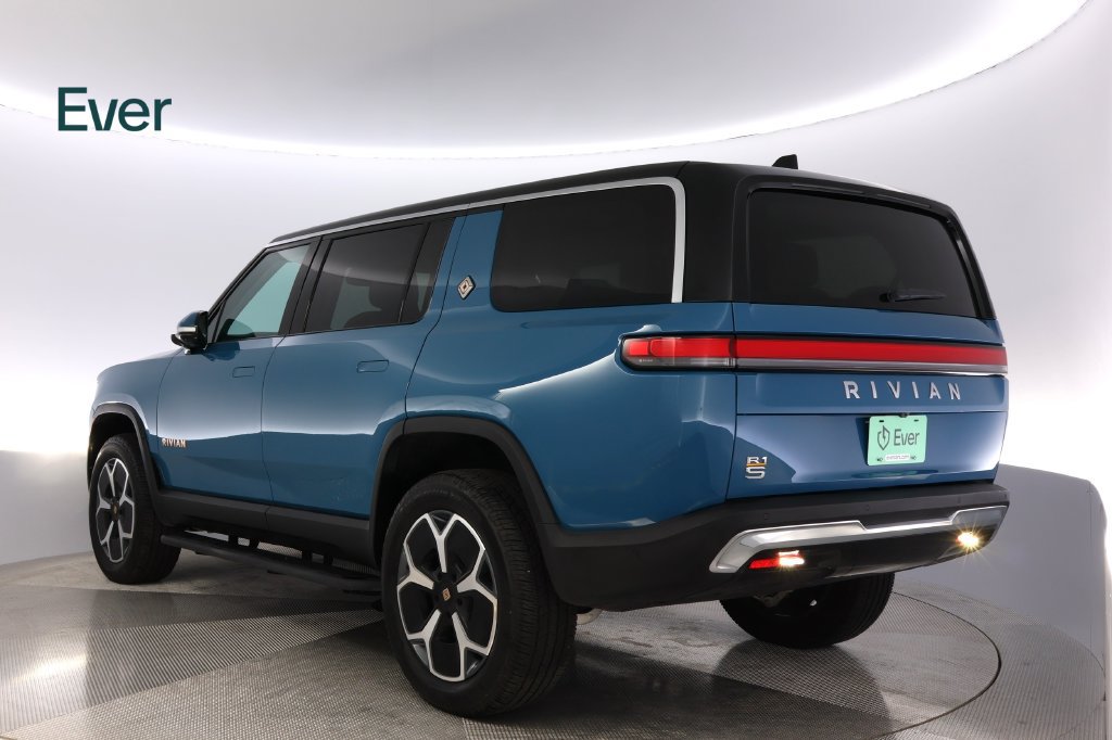 Used 2023 Rivian R1S Launch Edition Quad AWD/4WD image 17