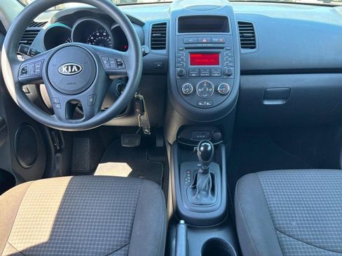 Used 2012 Kia Soul FWD image 14