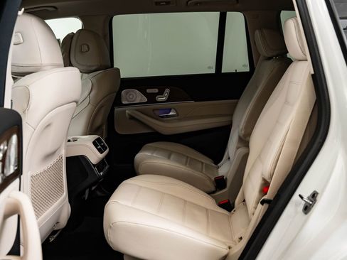 New 2026 Mercedes-Benz GLS 450 4MATIC image 47