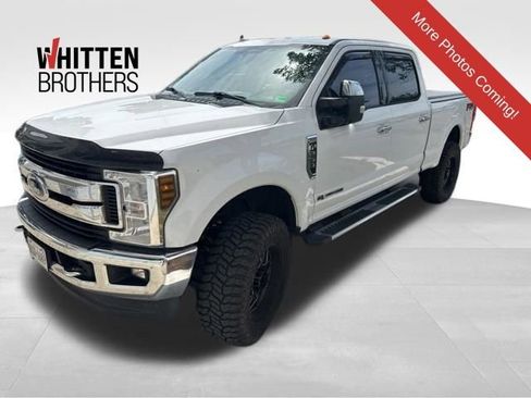 Used 2019 Ford F250 XLT w/ XLT Premium Package AWD/4WD image 1