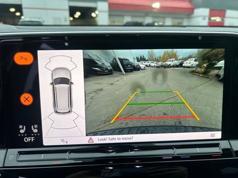 New 2026 Volkswagen Atlas Peak Edition image 25