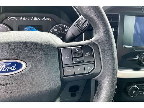 Used 2021 Ford F150 XLT AWD/4WD image 13