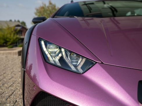 Used 2024 Lamborghini Huracan Sterrato image 11
