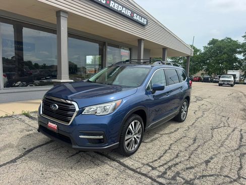 Used 2019 Subaru Ascent Premium w/ Popular Package #3 AWD/4WD image 1