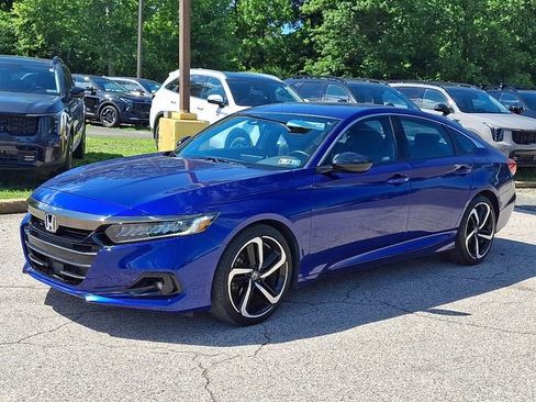 Used 2021 Honda Accord Sport image 3