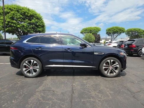 Used 2023 Jaguar F-PACE S AWD/4WD image 2