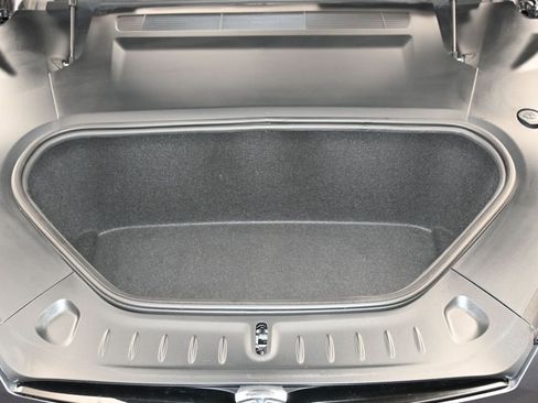 Used 2022 Tesla Model S image 46