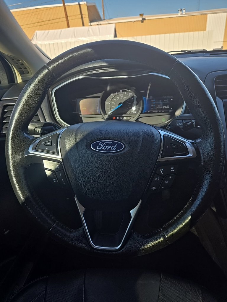 Used 2019 Ford Fusion Titanium FWD image 22