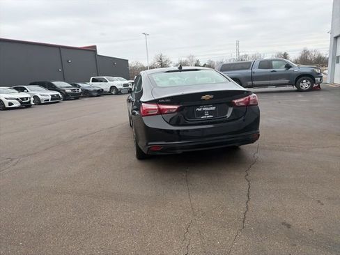 Used 2024 Chevrolet Malibu LT image 11