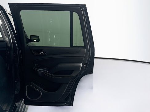 Used 2020 Chevrolet Tahoe LT RWD image 30