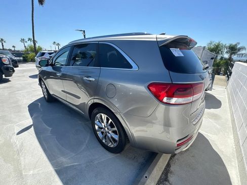Used 2018 Kia Sorento SX FWD image 5