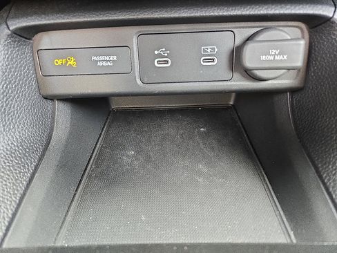 Certified 2025 Honda Civic Sport image 25