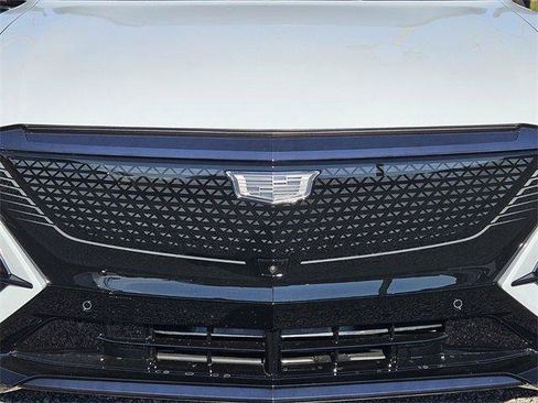 New 2026 Cadillac Lyriq Sport image 9