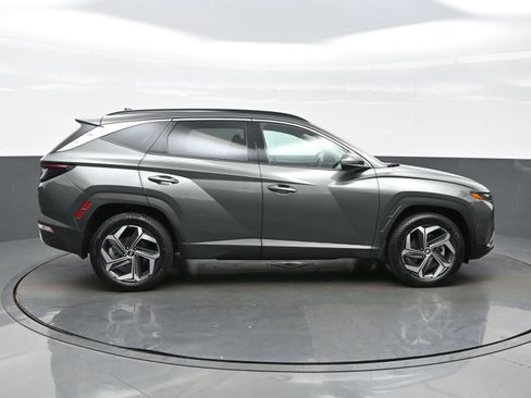 Certified 2023 Hyundai Tucson Limited AWD/4WD image 7
