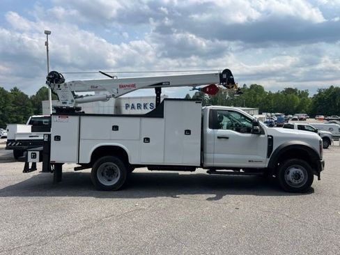 New 2024 Ford F550 XL image 22