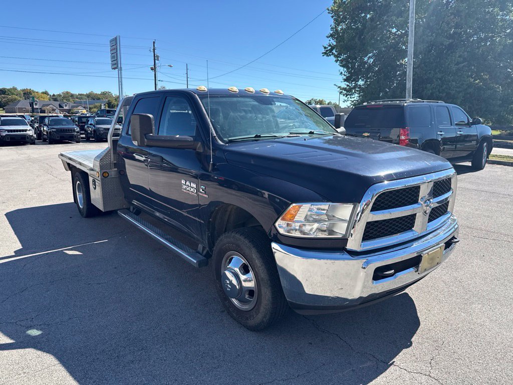Used 2014 RAM 3500 Tradesman w/ Chrome Appearance Group AWD/4WD image 2