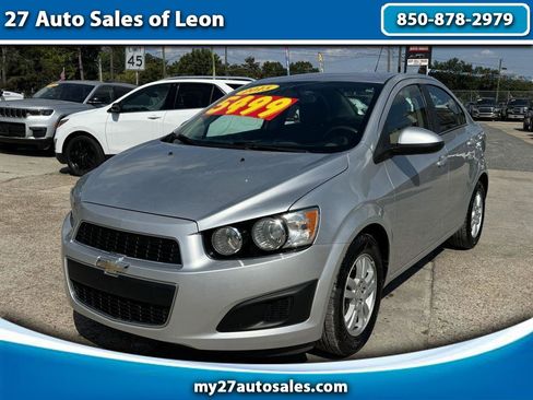 Used 2015 Chevrolet Sonic LT image 1