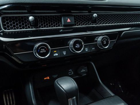 Used 2024 Honda Civic Sport image 18