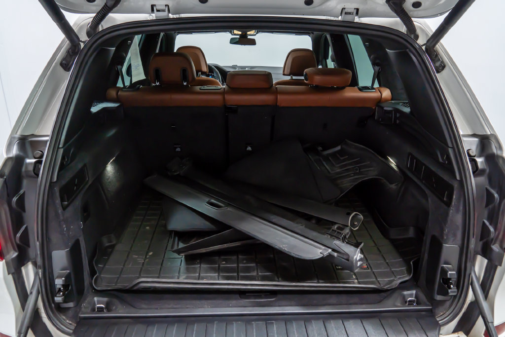 Used 2023 BMW X5 M50i w/ Executive Package AWD/4WD image 36