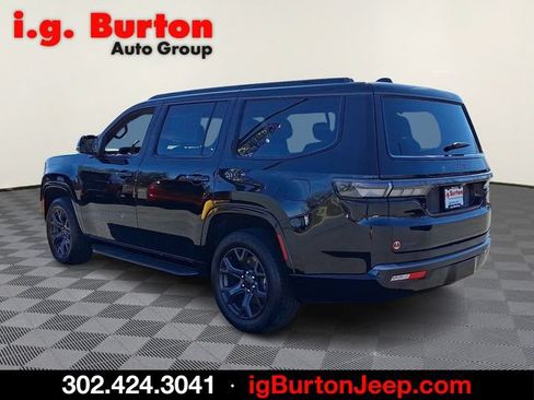 New 2026 Jeep Grand Wagoneer Limited AWD/4WD image 3