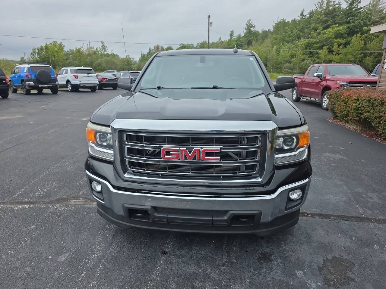 Used 2015 GMC Sierra 1500 SLE w/ SLE Value Package AWD/4WD image 3