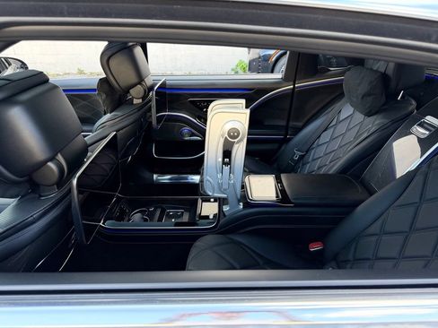 Used 2022 Mercedes-Benz Maybach S 580 4MATIC image 24