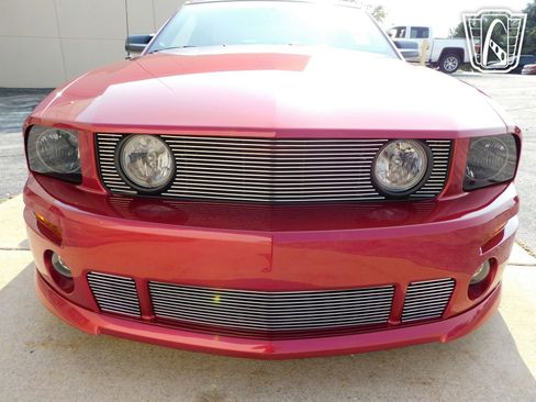 Used 2005 Ford Mustang GT image 31
