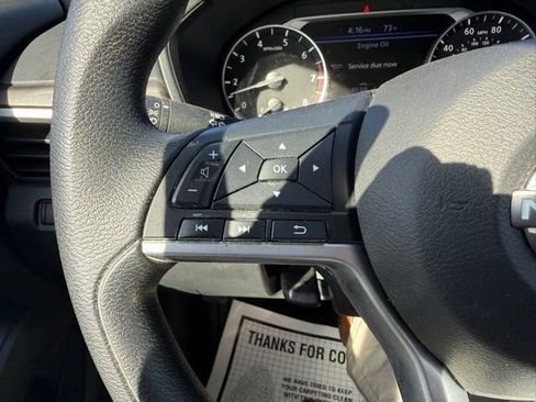 Used 2025 Nissan Altima 2.5 SV image 28