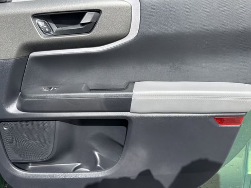 Used 2025 Ford Bronco Sport Badlands image 14