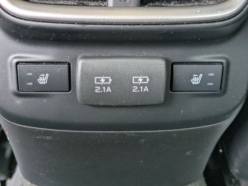 Used 2021 Subaru Outback Limited AWD/4WD image 14