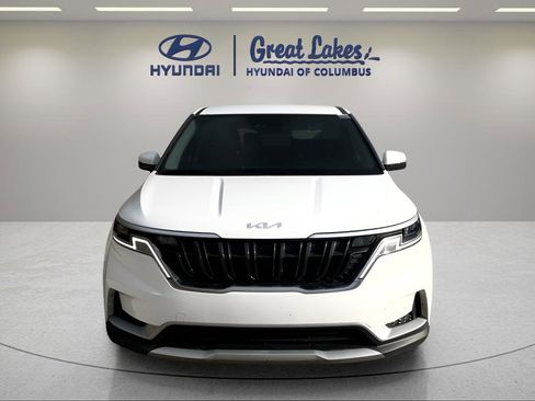 Used 2024 Kia Carnival LX image 8