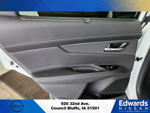 New 2026 Nissan Murano Platinum AWD/4WD image 17