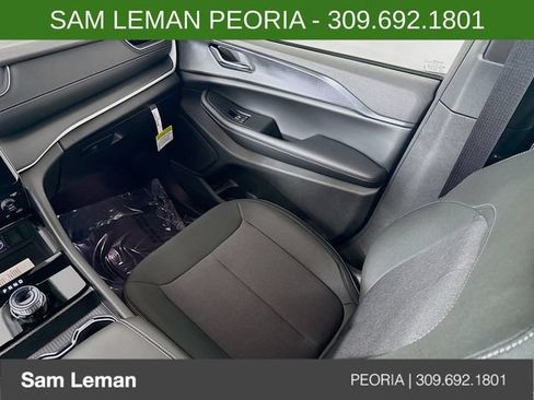 New 2026 Jeep Grand Cherokee L 4WD image 23