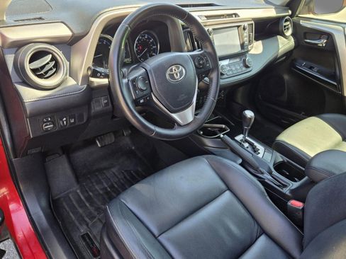 Used 2016 Toyota RAV4 Limited image 34