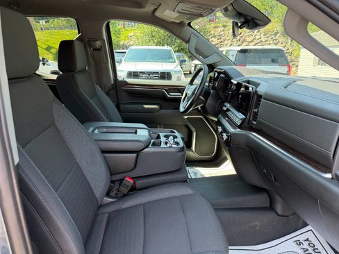 Used 2024 GMC Sierra 1500 SLE AWD/4WD image 22