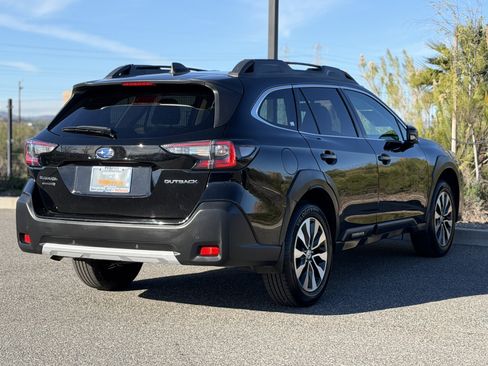 Used 2023 Subaru Outback Limited image 8