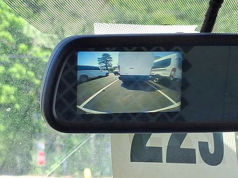 Used 2021 Chevrolet Express 2500 RWD image 12