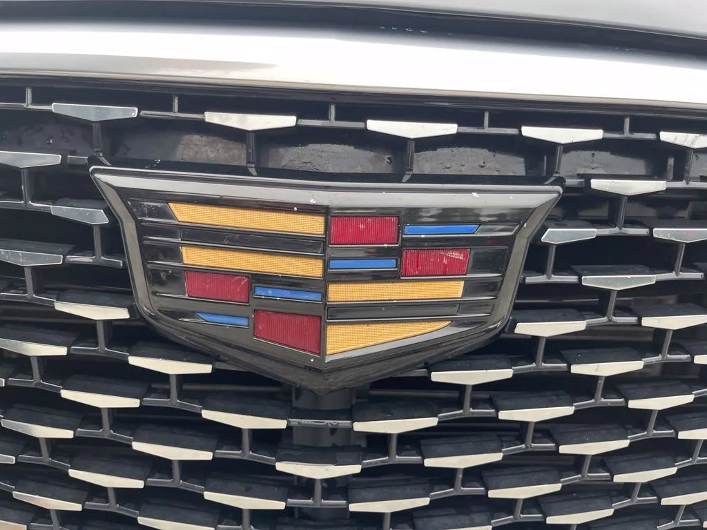 Used 2023 Cadillac XT6 Premium Luxury FWD image 10