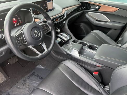Used 2022 Acura MDX SH-AWD w/ Technology Package image 11