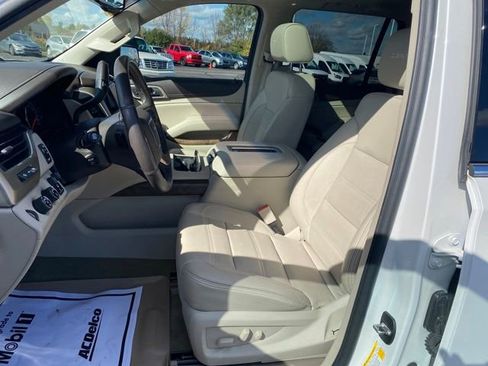 Certified 2018 GMC Yukon Denali w/ Open Road Package image 17