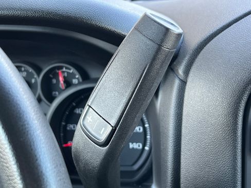 Used 2022 Chevrolet Silverado 1500 Custom image 17