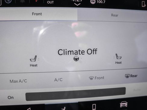 New 2026 Chrysler Pacifica Select FWD image 17