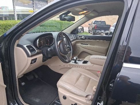 Used 2015 Jeep Grand Cherokee Limited RWD image 9