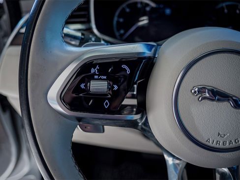 Used 2022 Jaguar F-PACE S image 18