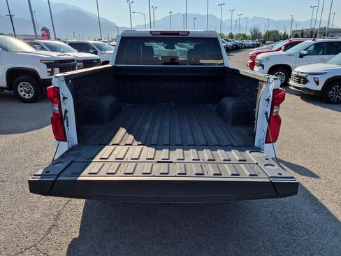 Used 2023 Chevrolet Silverado 1500 RST AWD/4WD image 28