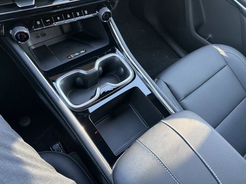 New 2026 Chevrolet Traverse LT image 20