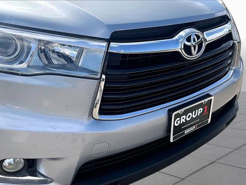 Used 2016 Toyota Highlander Limited FWD image 30